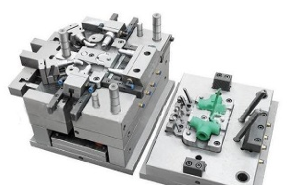 汽車(chē)塑膠模具加工